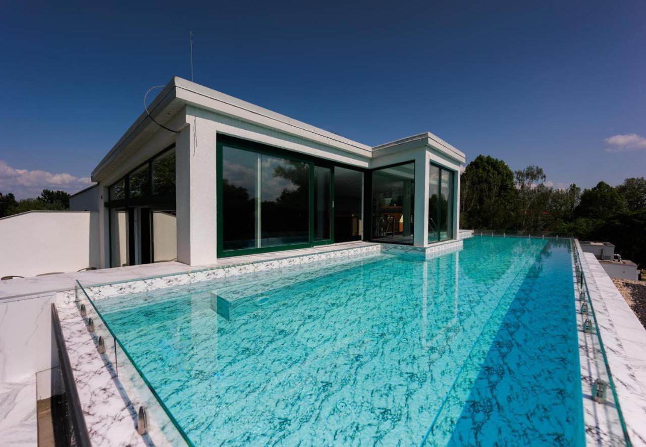 Villa Bauhaus Gold ชิโอฟก ภายนอก รูปภาพ